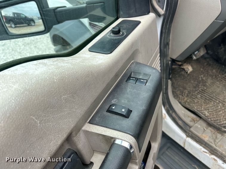 image for item EK2937 2009 Ford F550 Super Duty XL bucket truck