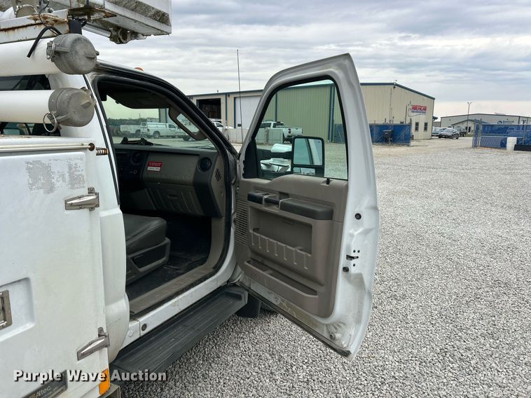 image for item EK2937 2009 Ford F550 Super Duty XL bucket truck