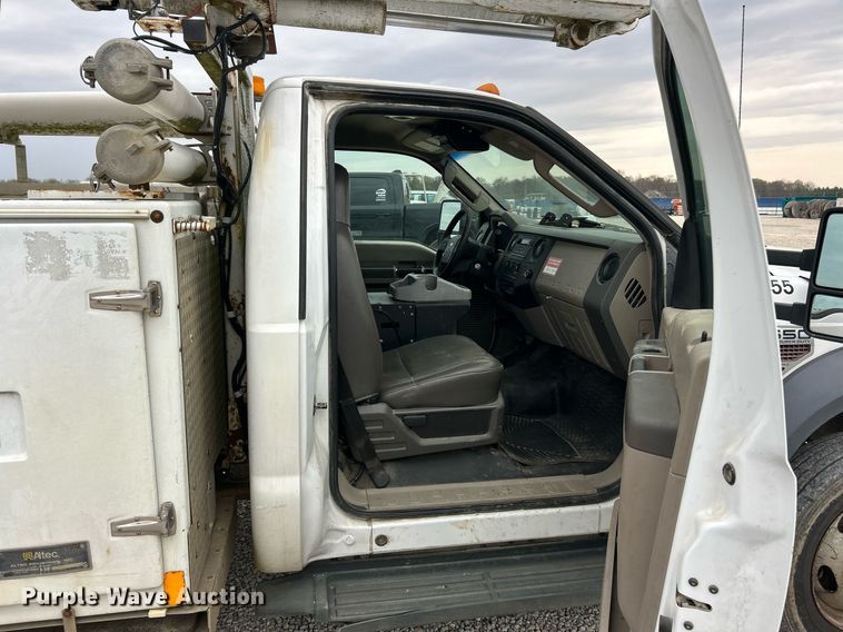 image for item EK2937 2009 Ford F550 Super Duty XL bucket truck