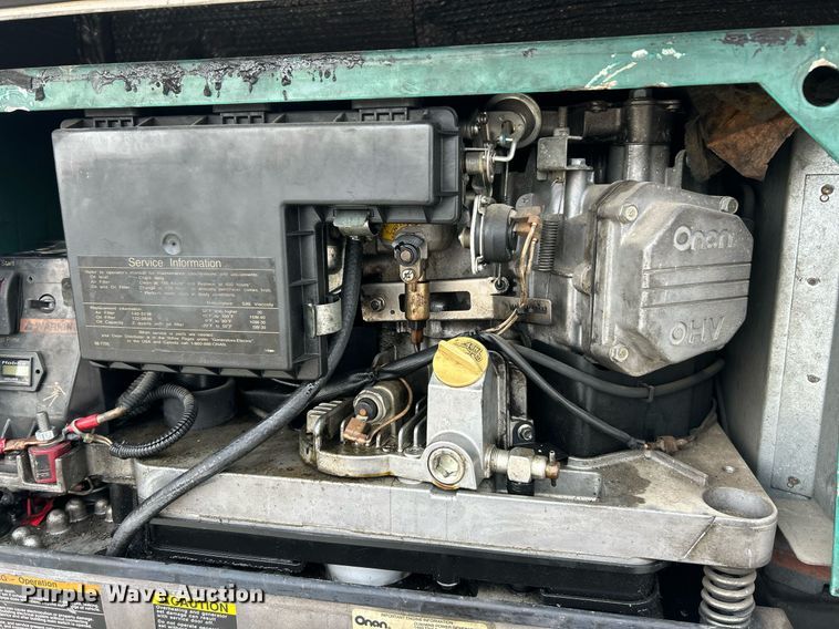 image for item EK2938 2006 GMC C5500 bucket truck