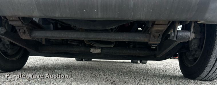 image for item EK2938 2006 GMC C5500 bucket truck