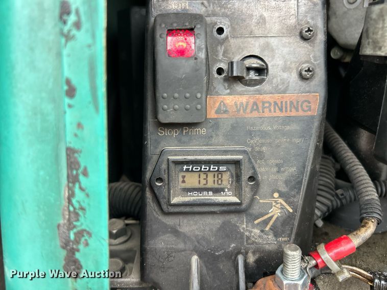 image for item EK2938 2006 GMC C5500 bucket truck