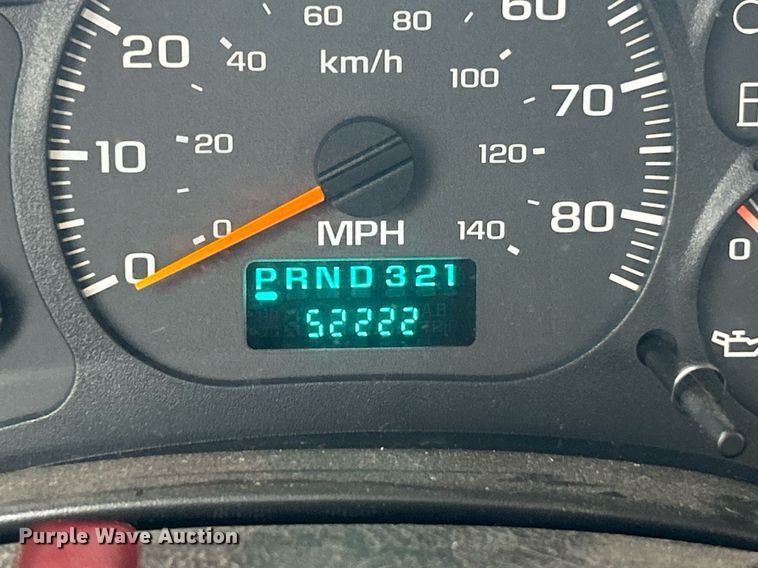 image for item EK2938 2006 GMC C5500 bucket truck