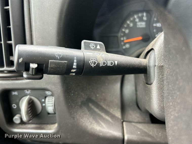 image for item EK2938 2006 GMC C5500 bucket truck