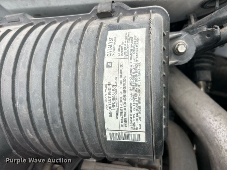 image for item EK2938 2006 GMC C5500 bucket truck