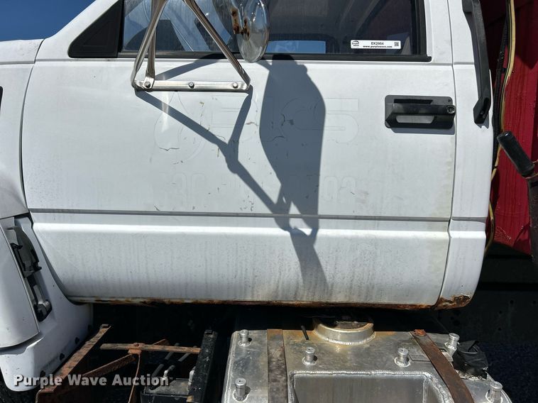 image for item EK2954 1999 GMC C6500 dump truck