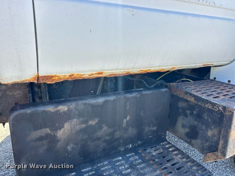 image for item EK2954 1999 GMC C6500 dump truck