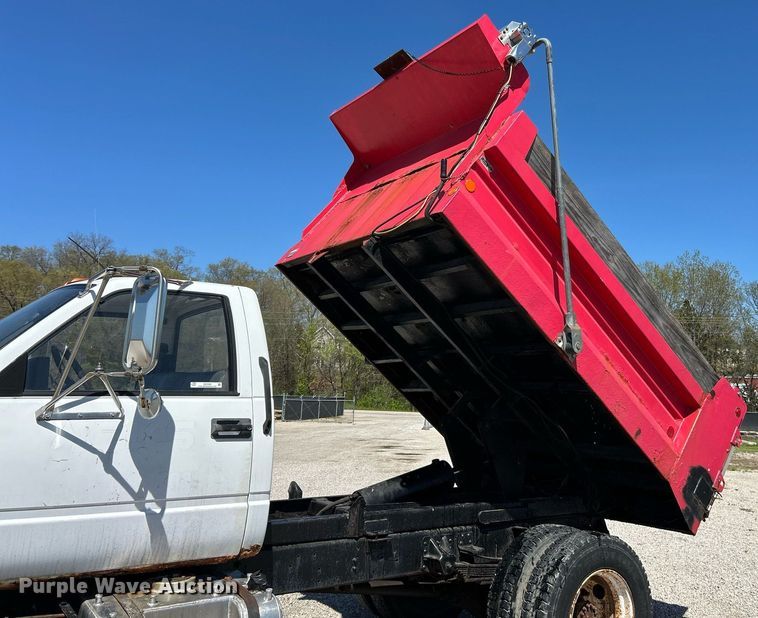 image for item EK2954 1999 GMC C6500 dump truck