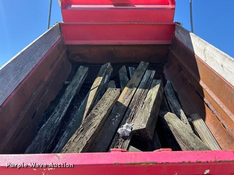 image for item EK2954 1999 GMC C6500 dump truck