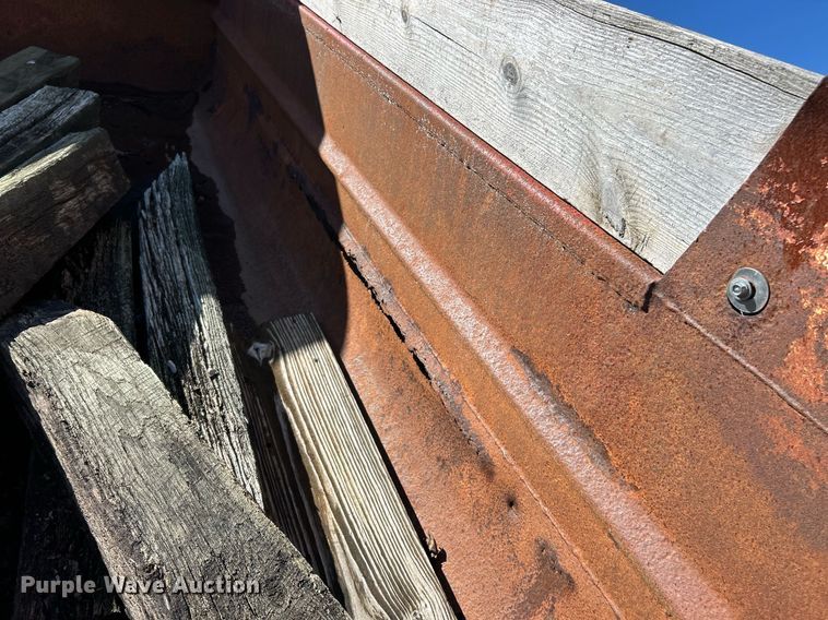 image for item EK2954 1999 GMC C6500 dump truck