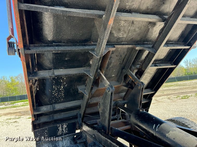 image for item EK2954 1999 GMC C6500 dump truck