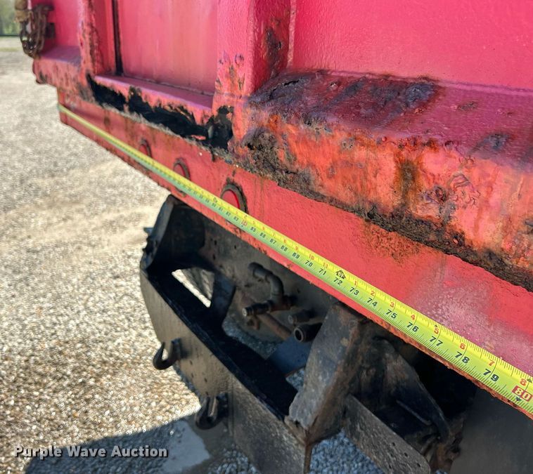 image for item EK2954 1999 GMC C6500 dump truck