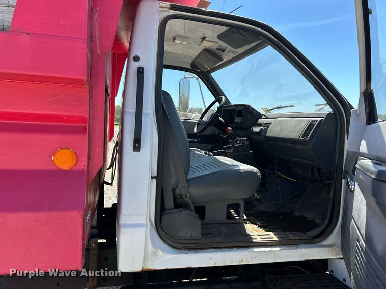 image for item EK2954 1999 GMC C6500 dump truck