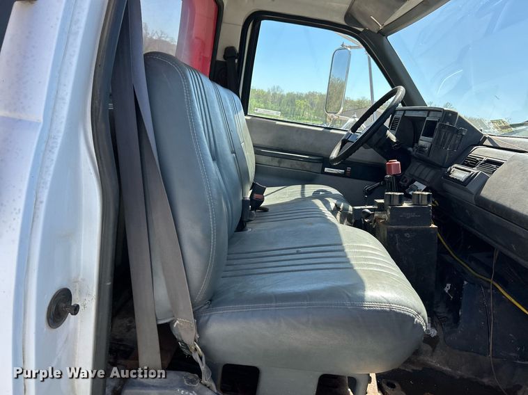 image for item EK2954 1999 GMC C6500 dump truck