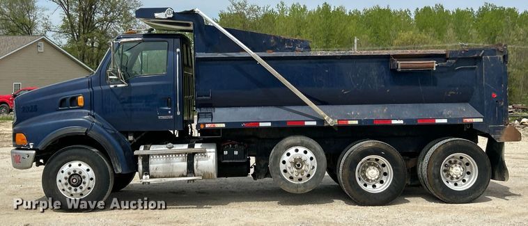 image for item EK2969 2007 Sterling  L8500 dump truck