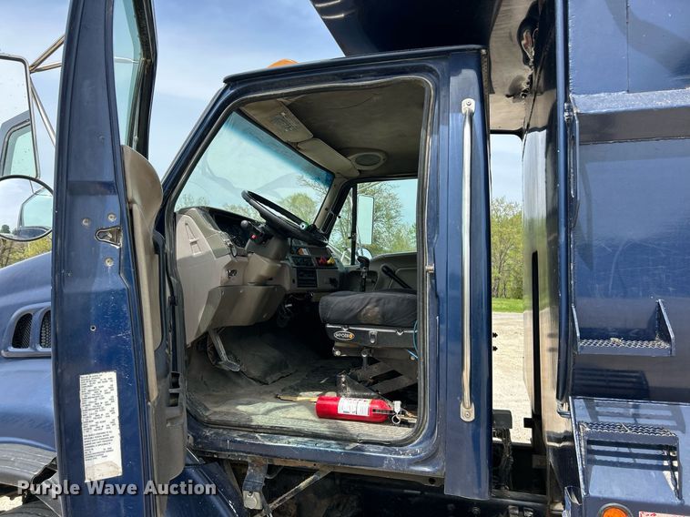 image for item EK2969 2007 Sterling  L8500 dump truck