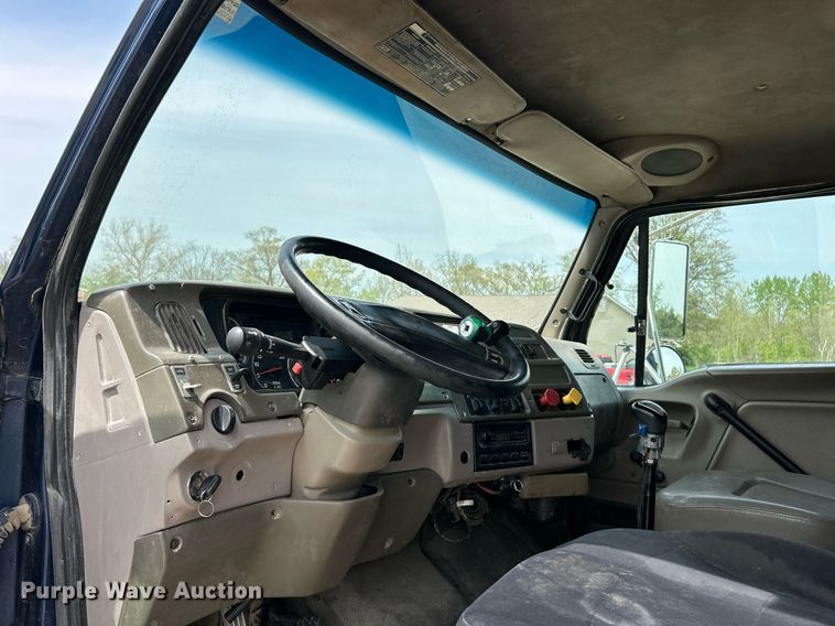 image for item EK2969 2007 Sterling  L8500 dump truck