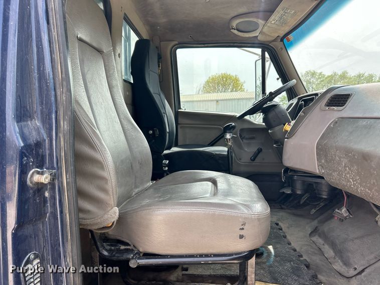 image for item EK2969 2007 Sterling  L8500 dump truck