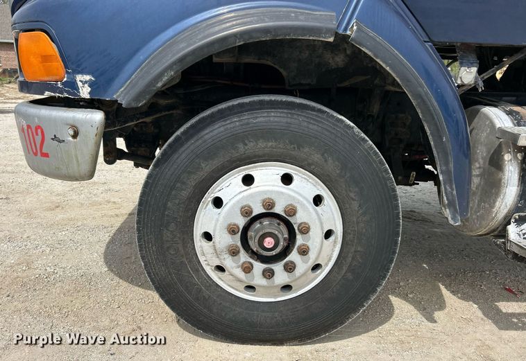 image for item EK2969 2007 Sterling  L8500 dump truck