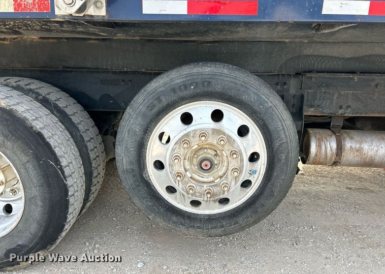 image for item EK2969 2007 Sterling  L8500 dump truck