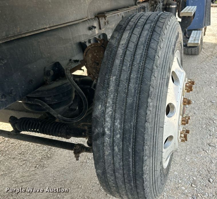 image for item EK2969 2007 Sterling  L8500 dump truck