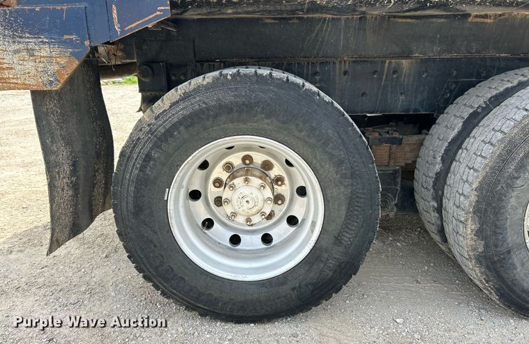 image for item EK2969 2007 Sterling  L8500 dump truck