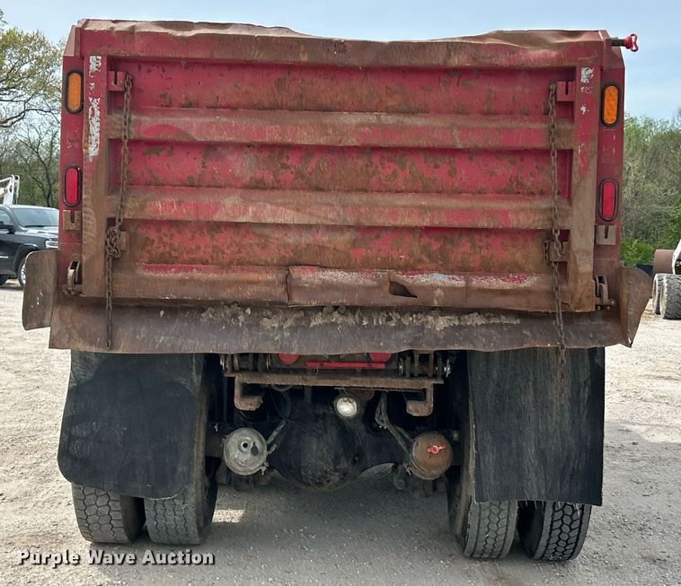 image for item EK2970 2003 Sterling L7500 dump truck