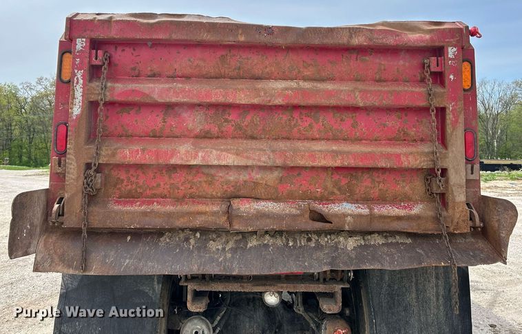 image for item EK2970 2003 Sterling L7500 dump truck
