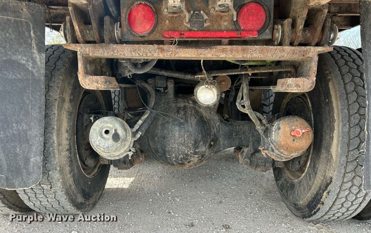 image for item EK2970 2003 Sterling L7500 dump truck