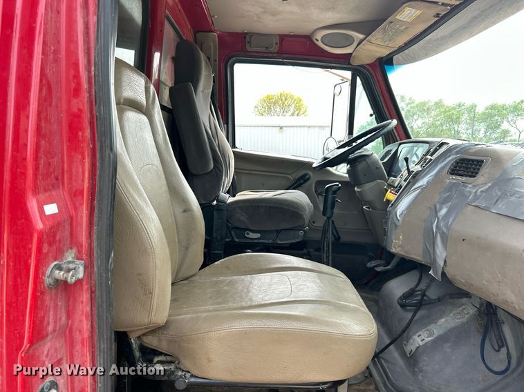 image for item EK2970 2003 Sterling L7500 dump truck