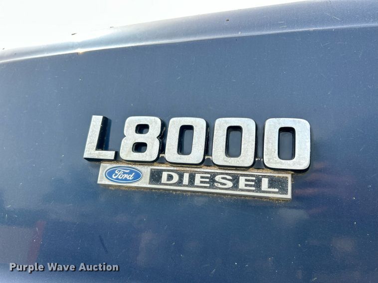 image for item EK2971 1993 Ford L8000 dump truck