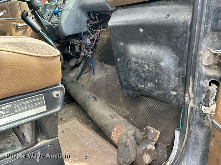 image for item EK2971 1993 Ford L8000 dump truck