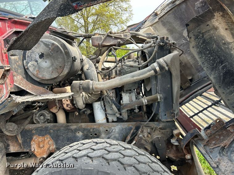 image for item EK2971 1993 Ford L8000 dump truck