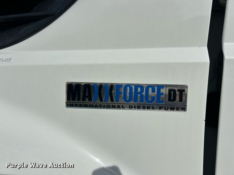 image for item EK2972 2010 International 7400 SFA dump truck