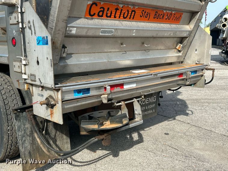 image for item EK2972 2010 International 7400 SFA dump truck