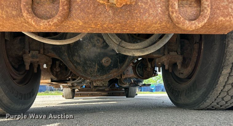 image for item EK2972 2010 International 7400 SFA dump truck