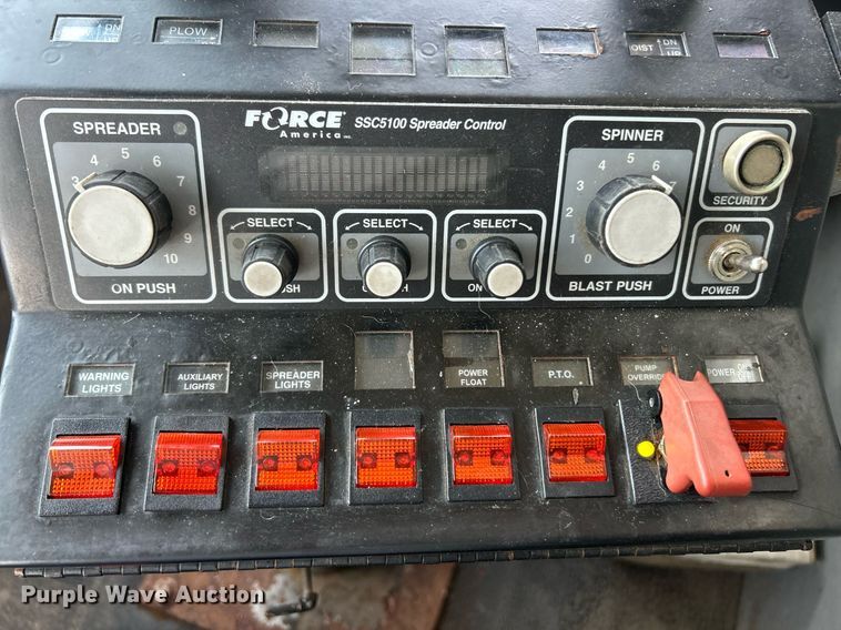 image for item EK2972 2010 International 7400 SFA dump truck