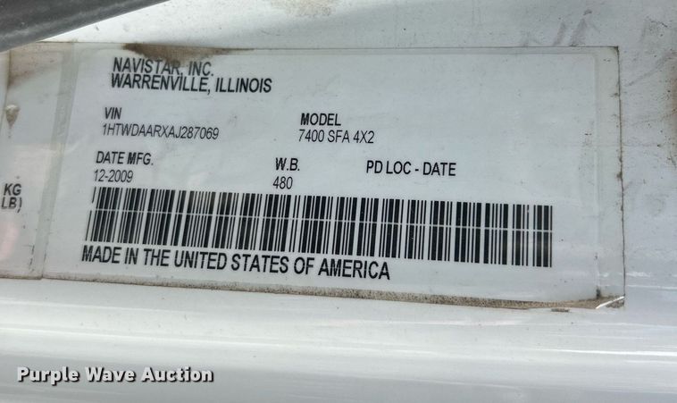 image for item EK2972 2010 International 7400 SFA dump truck