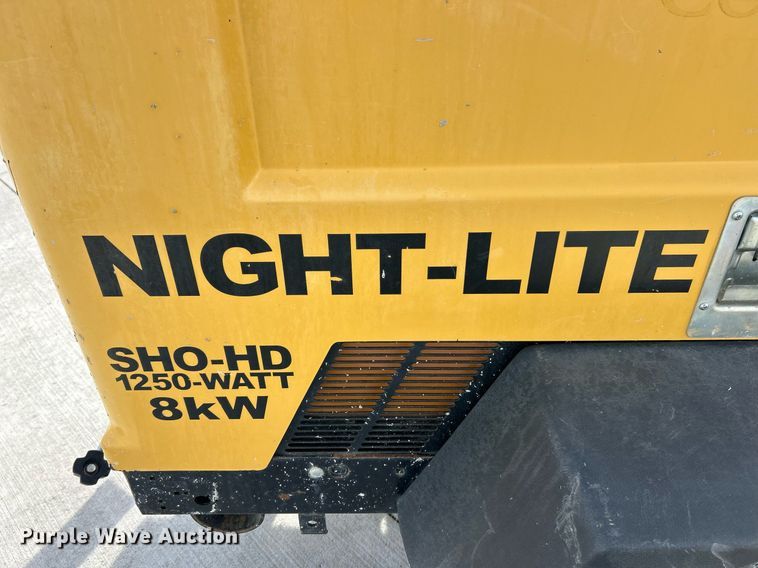 image for item EK2981 Allmand Night-Lite Pro II V-Series light plant