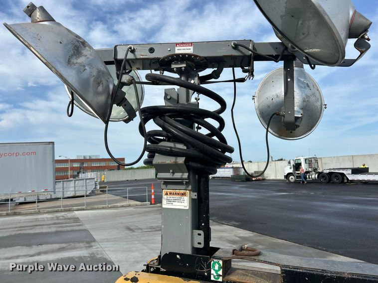 image for item EK2981 Allmand Night-Lite Pro II V-Series light plant