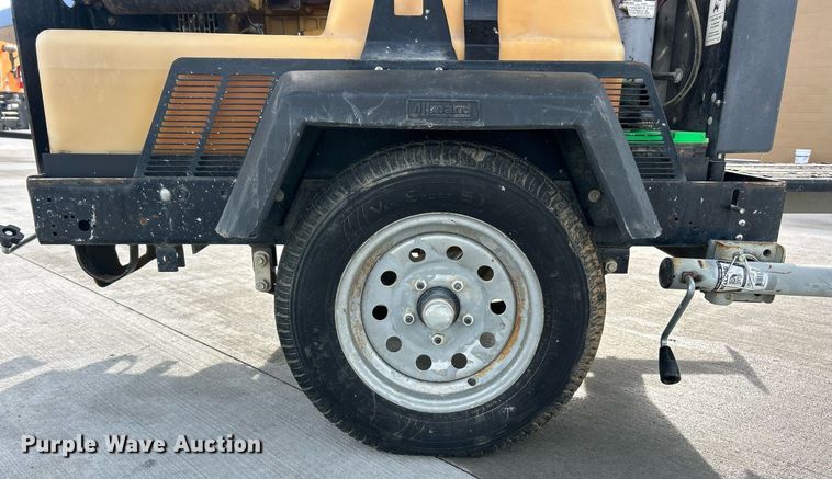 image for item EK2981 Allmand Night-Lite Pro II V-Series light plant