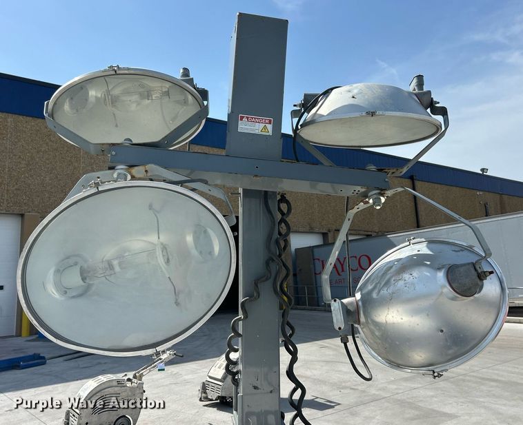 image for item EK2982 Allmand Night-Lite NL5000 light plant