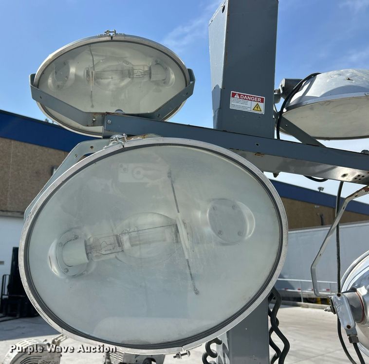 image for item EK2982 Allmand Night-Lite NL5000 light plant