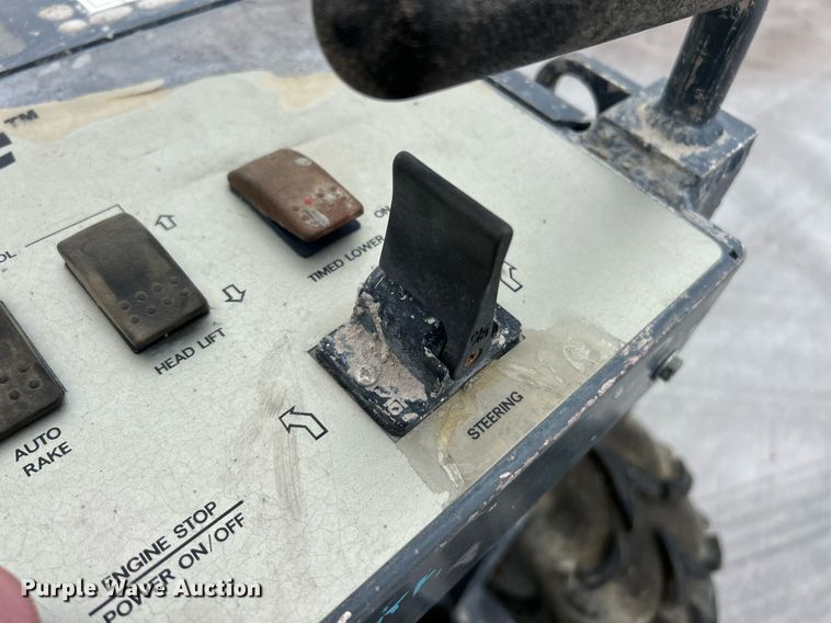 image for item EK2984 2005 Somero Power Rake laser screed