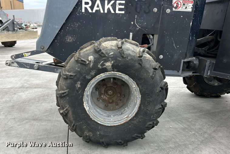 image for item EK2985 2007 Somero Power Rake laser screed