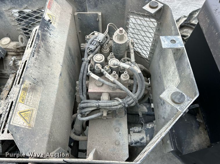 image for item EK2986 2010 Somero Power Rake 2.0 laser screed