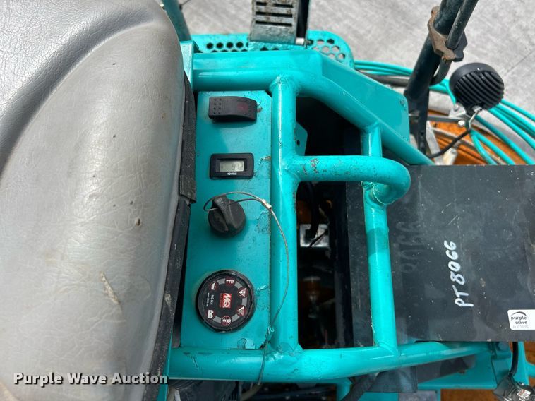 image for item EK2988 Whiteman HHNG5 power trowel