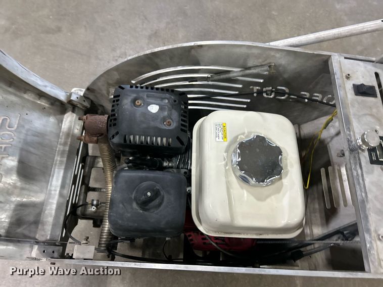 image for item EK2991 Soff-Cut X-450 concrete saw