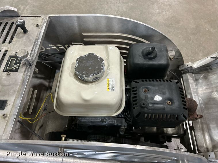 image for item EK2991 Soff-Cut X-450 concrete saw