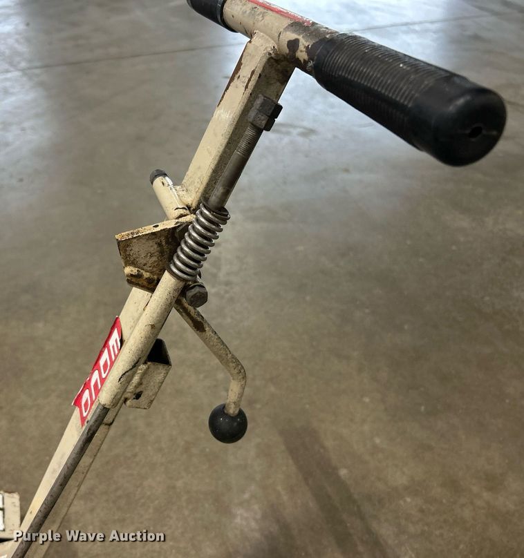 image for item EK2993 Edco C10-11H crack repair saw